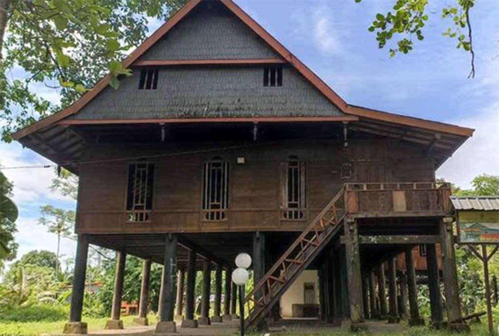 Rumah adat Sulawesi Selatan