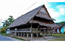 Rumah adat Maluku