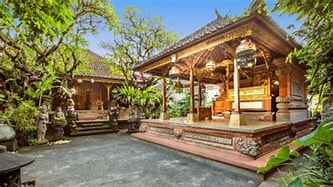 rumah adat bali