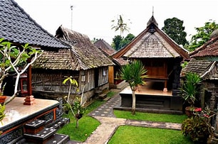 rumah adat bali