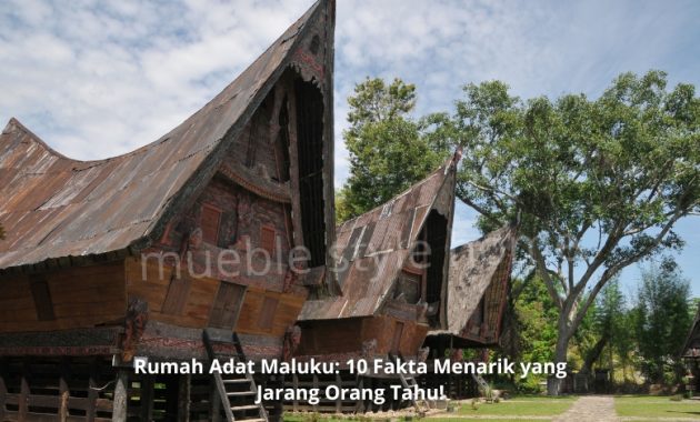 rumah adat maluku